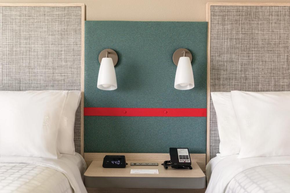 Standard Queen Room with Two Queen Beds interior